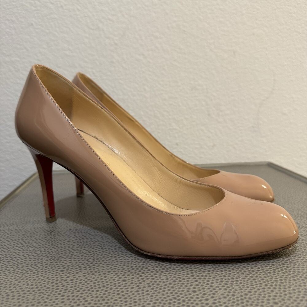 CHRISTIAN LOUBOUTIN PARIS SIMPLE PUMP PATENT CALF LEATHER NUDE SIZE 40.5